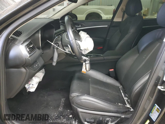 2022 Genesis G70 2.0T with VIN KMTG34TA1NU088981, listed as a Copart auction lot 88038865 with 29,407 mi miles and Salvage Title. Bid and sale history available at DreamBid. Image 7.