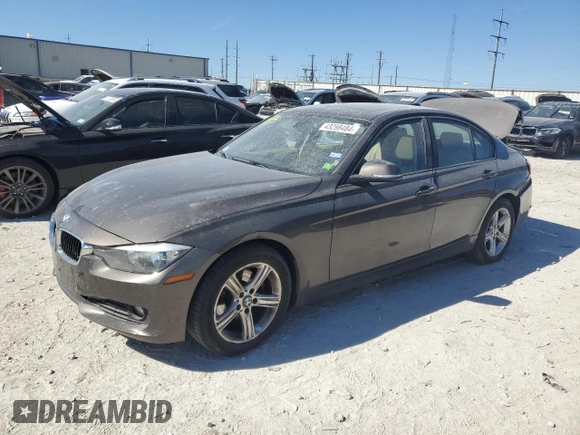 2015 BMW 3 Series 320i with VIN WBA3B1C54FK141216, listed as a Copart auction lot 43298484 with 130,646 mi miles and Salvage Title. Bid and sale history available at carsss.com. Image 1.