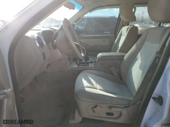 2009 Ford Explorer XLT with VIN 1FMEU73E19UA39465, listed as a Copart auction lot 88307145 with 227325 miles and Non Repairable. Bid and sale history available at carsss.com. Image 7.