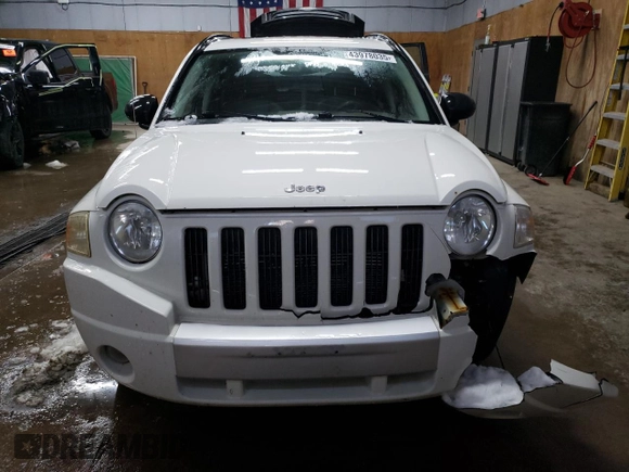 2007 Jeep Compass Limited with VIN 1J8FF57W67D185358, listed as a Copart auction lot 43978035 with 160,314 mi miles and Clean Title. Bid and sale history available at carsss.com. Image 5.