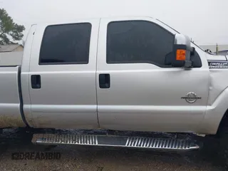 2016 Ford F-250 Lariat z VIN 1FT7W2BT7GEA48687, wystawiony jako IAAI lot #41023657 z przebiegiem 130 443 mil mil oraz . Historia ofert i sprzedaży dostępna na DreamBid. Obrazek 13.