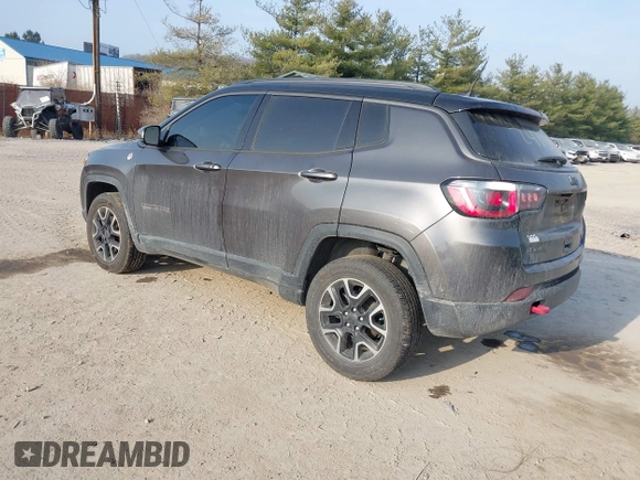 2019 Jeep Compass Trailhawk with VIN 3C4NJDDB9KT622415, listed as a IAAI auction lot 41779314 with 98,930 mi miles and . Bid and sale history available at carsss.com. Image 3.