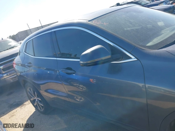 2018 BMW X2 sDrive28i with VIN WBXYJ3C3XJEJ82269, listed as a IAAI auction lot 41754391 with 106,007 mi miles. Bid and sale history available at carsss.com. Image 13.