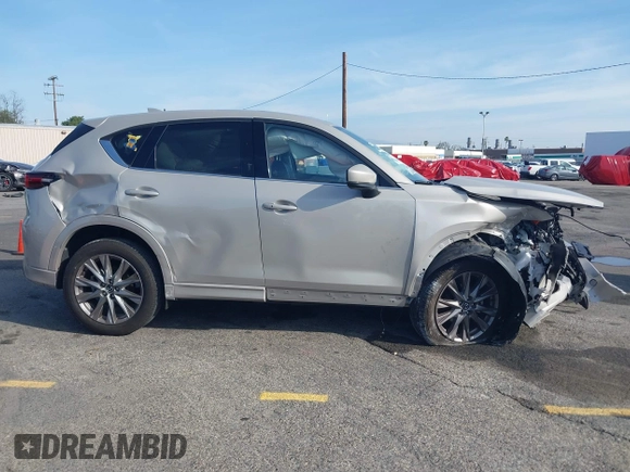 2024 Mazda CX-5 2.5 S Premium Package with VIN JM3KFBDL3R0432240, listed as a IAAI auction lot 41613036 with 1 mi miles. Bid and sale history available at carsss.com. Image 13.