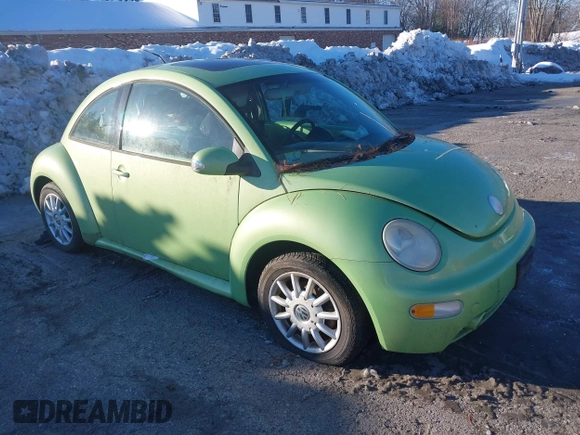 2005 Volkswagen New Beetle Coupe GLS with VIN 3VWCR31C15M403886, listed as a IAAI auction lot 41567715 with 168,346 mi miles. Bid and sale history available at carsss.com. Image 1.