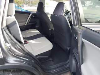 2018 Toyota RAV4 XLE with VIN JTMWFREV1JJ169926, listed as a IAAI auction lot 41464920 with 111,144 mi miles. Bid and sale history available at carsss.com. Image 8.