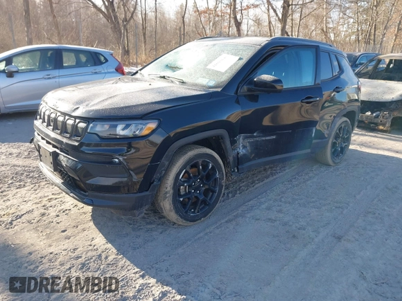 2022 Jeep Compass Latitude with VIN 3C4NJDBB7NT195727, listed as a IAAI auction lot 41693643 with 33,413 mi miles and . Bid and sale history available at DreamBid. Image 17.
