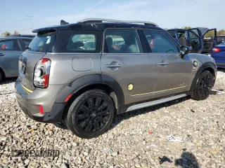 2018 MINI Countryman Cooper S E with VIN WMZYU7C4XJ3E56623, listed as a Copart auction lot 72434664 with 162,692 mi miles and Clean Title. Bid and sale history available at carsss.com. Image 3.