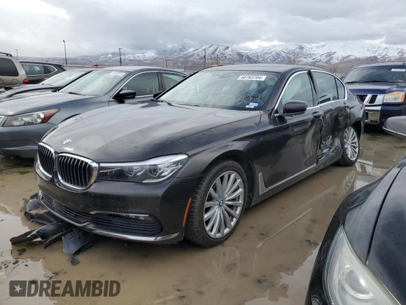 2017 BMW 7 Series 740i xDrive with VIN WBA7E4C3XHGV23345, listed as a Copart auction lot 40793704 with 71,046 mi miles. Bid and sale history available at carsss.com. Image 1.