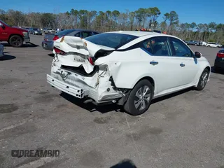 2019 Nissan Altima S with VIN 1N4BL4BV8KC102217, listed as a IAAI auction lot 41726559 with 84,310 mi miles and . Bid and sale history available at carsss.com. Image 4.