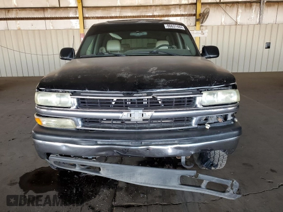 2000 Chevrolet Suburban LT with VIN 3GNFK16T3YG155880, listed as a Copart auction lot 86637484 with 232,678 mi miles and Salvage Title. Bid and sale history available at carsss.com. Image 5.
