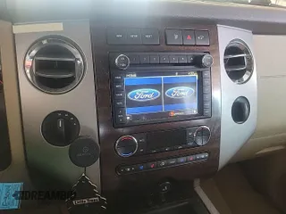2014 Ford Expedition Max XLT z VIN 1FMJK1J50EEF16315, wystawiony jako IAAI lot #42734095 z przebiegiem 228 809 mil mil oraz . Historia ofert i sprzedaży dostępna na DreamBid. Obrazek 27.