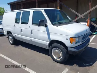1999 Ford Econoline Cargo z VIN 1FTPE24L7XHA02498, wystawiony jako IAAI lot #42305642 z przebiegiem 307 334 mil mil oraz . Historia ofert i sprzedaży dostępna na DreamBid. Obrazek 1.