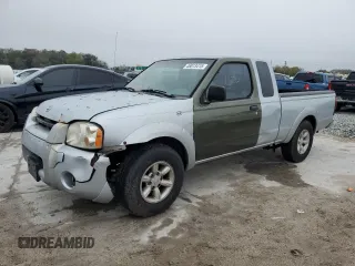 2002 Nissan Frontier XE z VIN 1N6DD26S22C374943, wystawiony jako Copart lot #46813415 z przebiegiem 232 381 mil mil oraz Szkoda całkowita • Salvage title. Historia ofert i sprzedaży dostępna na DreamBid. Obrazek 1.