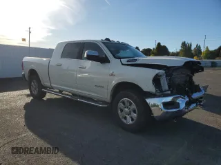 2022 Ram 3500 Laramie with VIN 3C63R3ML9NG400318, listed as a Copart auction lot 73986074 with 40,552 mi miles and Salvage Title. Bid and sale history available at carsss.com. Image 4.