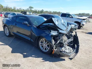 2020 Chevrolet Camaro 1LT with VIN 1G1FB1RX1L0134796, listed as a IAAI auction lot 41689816 with 1 mi miles. Bid and sale history available at carsss.com. Image 1.