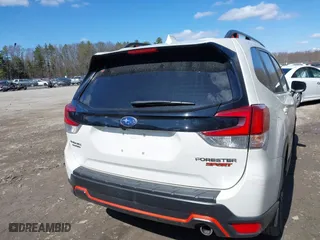 2019 Subaru Forester Sport with VIN JF2SKAJC0KH426164, listed as a IAAI auction lot 41995569 with 101,336 mi miles. Bid and sale history available at carsss.com. Image 16.