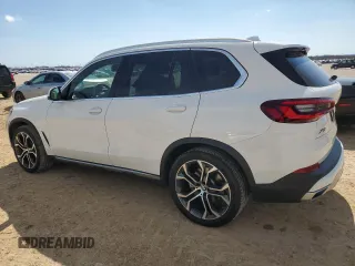 2022 BMW X5 sDrive40i with VIN 5UXCR4C0XN9K57058, listed as a Copart auction lot 46687245 with 9,347 mi miles and Salvage Title. Bid and sale history available at carsss.com. Image 2.
