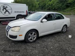 2009 Volkswagen Jetta SE with VIN 3VWRZ71K69M120110, listed as a Copart auction lot 64813905 with 114,552 mi miles and Salvage title. Bid and sale history available at DreamBid. Image 1.