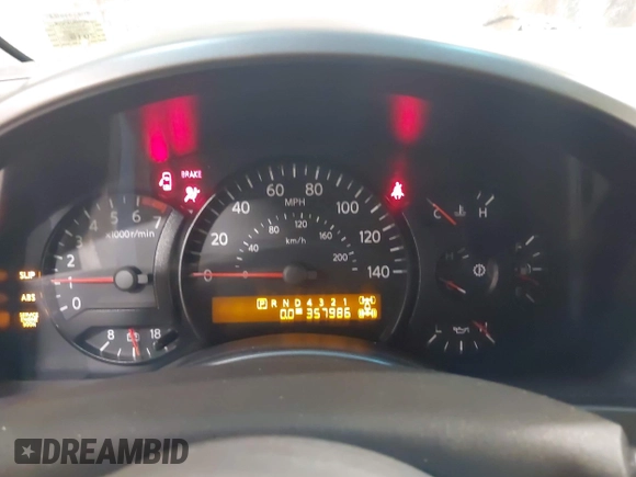 2004 Nissan Titan LE with VIN 1N6AA07B84N544745, listed as a IAAI auction lot 42195072 with 357,986 mi miles. Bid and sale history available at carsss.com. Image 7.