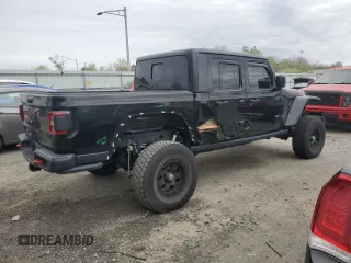 2020 Jeep Gladiator Rubicon z VIN 1C6JJTBG0LL163075, wystawiony jako Copart lot #53682075 z przebiegiem 67 083 mil mil oraz Szkoda całkowita • Salvage title. Historia ofert i sprzedaży dostępna na DreamBid. Obrazek 3.
