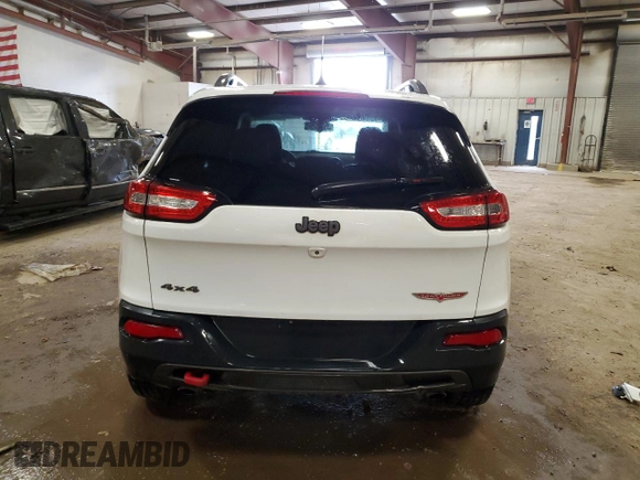 2015 Jeep Cherokee Trailhawk with VIN 1C4PJMBS6FW572245, listed as a Copart auction lot 51992855 with 150,719 mi miles and Clean title. Bid and sale history available at DreamBid. Image 6.