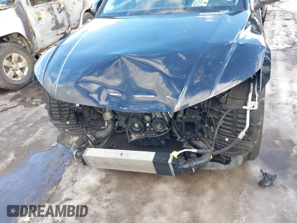 2019 Audi Q5 Premium with VIN WA1ANAFYXK2098173, listed as a IAAI auction lot 41675450 with 37,347 mi miles and . Bid and sale history available at DreamBid. Image 6.