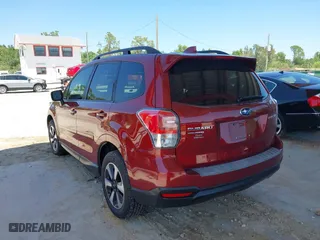 2018 Subaru Forester Premium with VIN JF2SJAEC6JH408179, listed as a IAAI auction lot 42007138 with 85,887 mi miles. Bid and sale history available at carsss.com. Image 3.