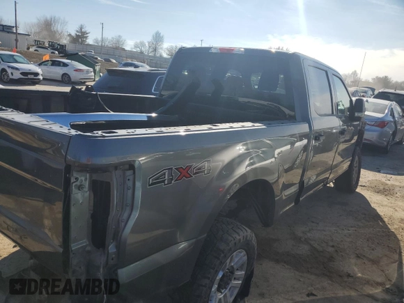 2019 Ford Super Duty F-250 SRW XL with VIN 1FT7W2BT2KEC40480, listed as a Copart auction lot 40177334 with 0 mi miles and Salvage Title. Bid and sale history available at carsss.com. Image 3.
