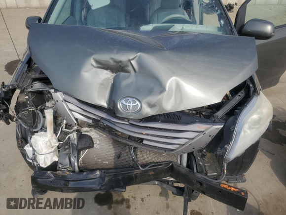 2011 Toyota Sienna XLE AAS with VIN 5TDYK3DC3BS138702, listed as a Copart auction lot 48552425 with 170,685 mi miles and Salvage Title. Bid and sale history available at carsss.com. Image 12.
