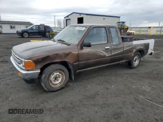 1989 Toyota 2WD Pickups DX with VIN JT4RN93P8K5003918, listed as a Copart auction lot 47487435 with 235,934 mi miles and Clean Title. Bid and sale history available at carsss.com. Image 1.