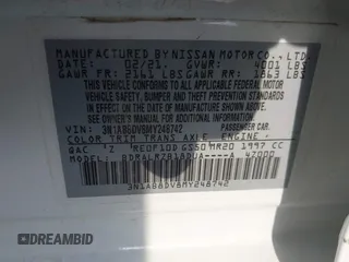 2021 Nissan Sentra SR z VIN 3N1AB8DV8MY248742, wystawiony jako IAAI lot #42034660 z przebiegiem 47 801 mil mil oraz . Historia ofert i sprzedaży dostępna na DreamBid. Obrazek 9.