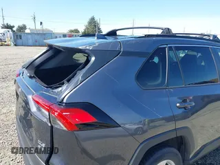 2019 Toyota RAV4 XLE with VIN JTMP1RFV9KD522379, listed as a IAAI auction lot 42002573 with 38,895 mi miles and . Bid and sale history available at DreamBid. Image 17.