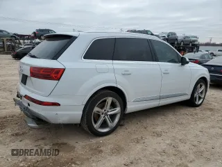2019 Audi Q7 Prestige with VIN WA1VAAF79KD007533, listed as a Copart auction lot 46195905 with 69,555 mi miles and Salvage Title. Bid and sale history available at carsss.com. Image 3.