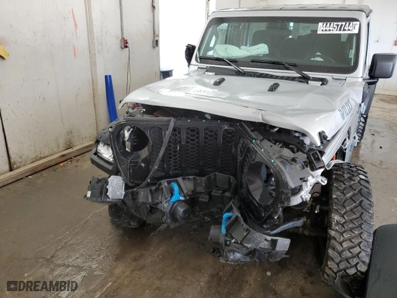 2023 Jeep Wrangler 4xe with VIN 1C4JJXN64PW630179, listed as a Copart auction lot 44457744 with 27,905 mi miles and Clean Title. Bid and sale history available at carsss.com. Image 5.