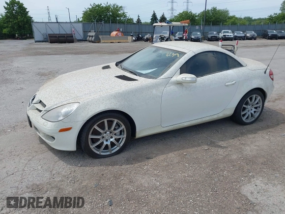 2006 Mercedes-Benz SLK 350 with VIN WDBWK56FX6F080862, listed as a IAAI auction lot 42153239 with 180,624 mi miles and . Bid and sale history available at DreamBid. Image 2.