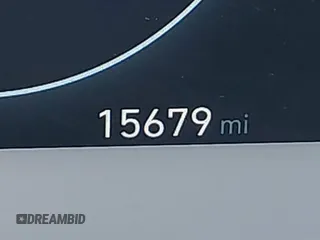 2024 Hyundai Ioniq 5 SE z VIN KM8KM4DE5RU246280, wystawiony jako IAAI lot #41506472 z przebiegiem 15 679 mil mil oraz . Historia ofert i sprzedaży dostępna na DreamBid. Obrazek 15.