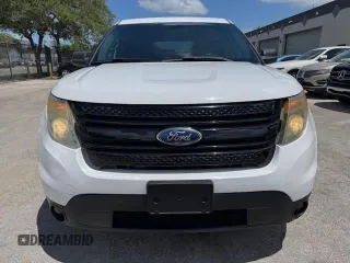 2013 Ford Utility Police Interceptor with VIN 1FM5K7AR9DGC15889, listed as a Copart auction lot 54107555 with 124,933 mi miles and Clean Title. Bid and sale history available at carsss.com. Image 5.