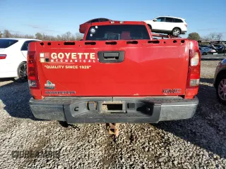 2011 GMC Sierra 1500 Work Truck z VIN 1GTN1TE08BZ286725, wystawiony jako Copart lot #79649544 z przebiegiem Nie podano mil oraz Tytuł czysty. Historia ofert i sprzedaży dostępna na DreamBid. Obrazek 6.