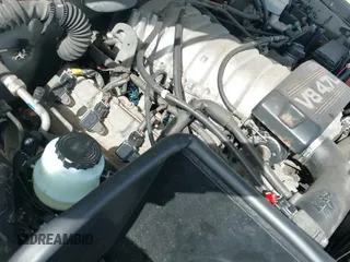 2001 Toyota Tundra Limited с VIN 5TBBT48111S151084, выставлен на аукционе IAAI как лот 43353490 с пробегом 164 672 миль миль и . История ставок и продаж доступна на DreamBid. Изображение 17.