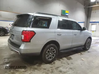 2024 Ford Expedition XLT with VIN 1FMJU1H84REA73103, listed as a Copart auction lot 43413295 with 13,459 mi miles and Salvage Title. Bid and sale history available at carsss.com. Image 3.