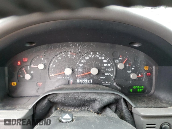 2003 Ford Explorer XLT z VIN 1FMZU63W53ZA30850, wystawiony jako Copart lot #43286615 z przebiegiem 197 543 mil mil oraz Szkoda całkowita • Salvage title. Historia ofert i sprzedaży dostępna na DreamBid. Obrazek 9.