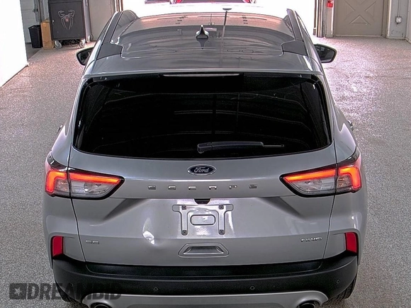 2022 Ford Escape SE with VIN 1FMCU9G65NUB32764, listed as a IAAI auction lot 42806882 with 81,565 mi miles and . Bid and sale history available at DreamBid. Image 30.