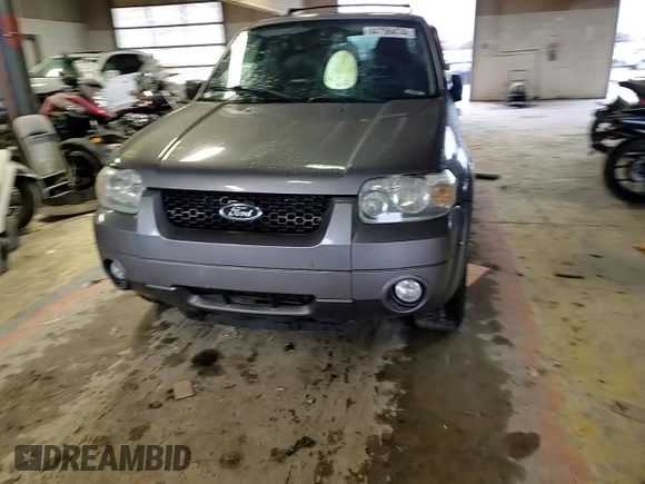 2007 Ford Escape Limited with VIN 1FMCU941X7KB98847, listed as a Copart auction lot 84756474 with 217,576 mi miles and Salvage Title. Bid and sale history available at carsss.com. Image 10.