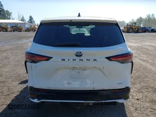 2021 Toyota Sienna XSE with VIN 5TDXRKEC9MS004991, listed as a IAAI auction lot 42177236 with 123,736 mi miles and . Bid and sale history available at DreamBid. Image 16.