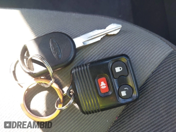 2005 Ford Escape XLS Value с VIN 1FMYU92Z65DA19297, выставлен на аукционе IAAI как лот 42061223 с пробегом 333 813 миль миль и . История ставок и продаж доступна на DreamBid. Изображение 11.