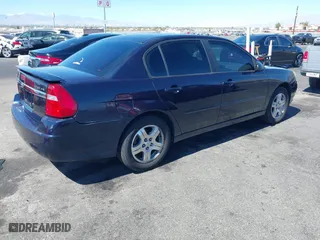 2005 Chevrolet Malibu LT with VIN 1G1ZU54815F211150, listed as a IAAI auction lot 41878918 with 161,132 mi miles. Bid and sale history available at carsss.com. Image 4.