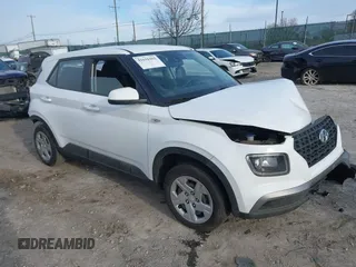2020 Hyundai Venue SE z VIN KMHRB8A36LU038494, wystawiony jako IAAI lot #41611001 z przebiegiem Nie podano mil oraz . Historia ofert i sprzedaży dostępna na DreamBid. Obrazek 1.