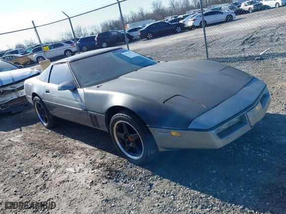 1985 Chevrolet Corvette with VIN 1G1YY0786F5139335, listed as a IAAI auction lot 41751015 with 166,164 mi miles. Bid and sale history available at carsss.com. Image 1.