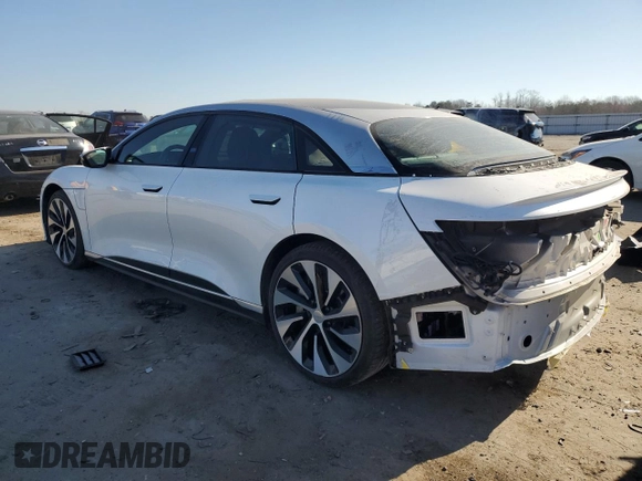 2022 Lucid Air Grand Touring z VIN 50EA1GBA5NA004784, wystawiony jako Copart lot #46854065 z przebiegiem 16 471 mil mil oraz Szkody całkowita. Historia ofert i sprzedaży dostępna na DreamBid. Obrazek 2.